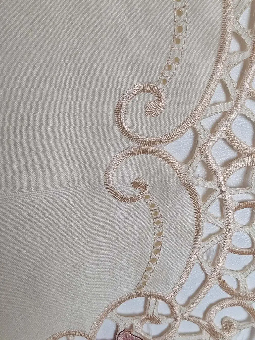 Table Runner - Embroidery & Cross Stitch 16*72 inchs